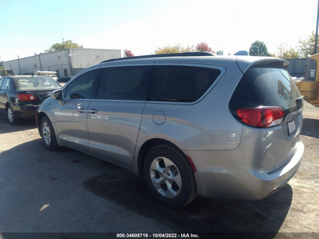 2017 Chrysler Pacifica Hybrid, VIN: 2C4RC1L79HR685078