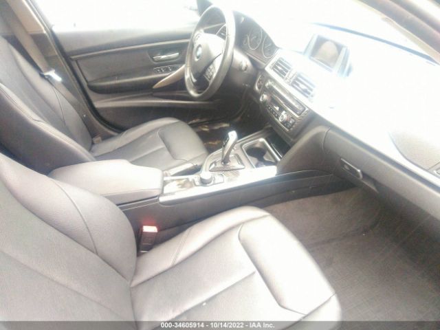 WBA3C3C53FK201060 BMW 3 Series 320i Xdrive