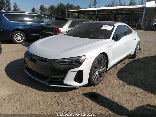 2022 Audi e-tron, VIN: WAUEJBFW5N7006012
