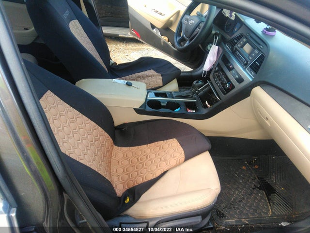 2015 HYUNDAI SONATA 2.4L SE VIN: 5NPE24AF7FH117743