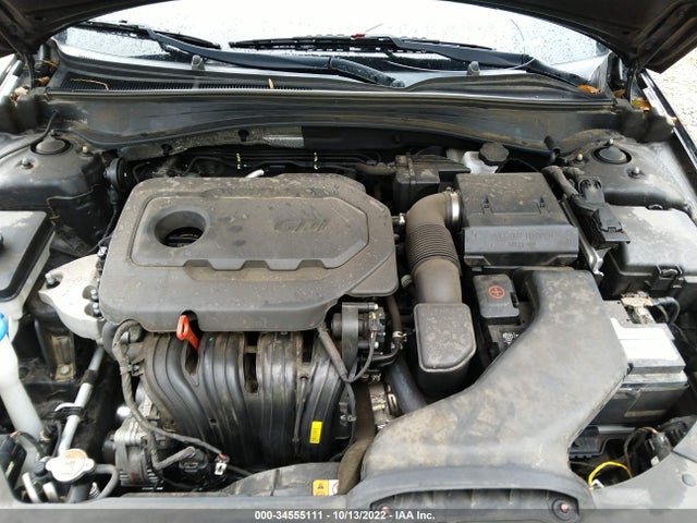2017 Kia Optima, VIN: 5XXGT4L32HG121996