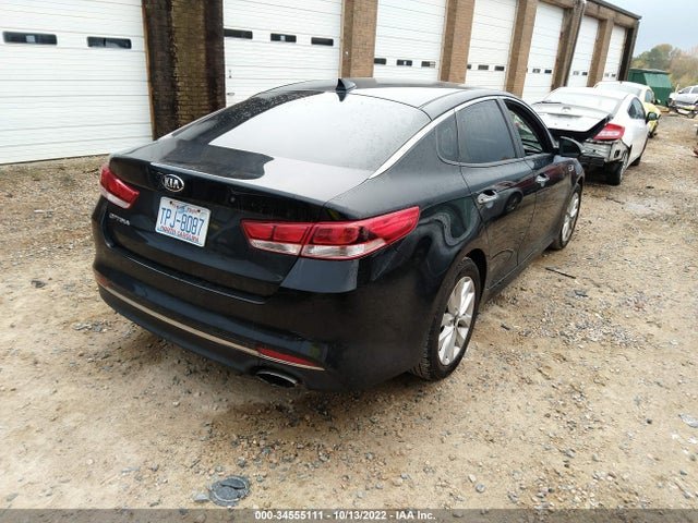 2017 Kia Optima, VIN: 5XXGT4L32HG121996
