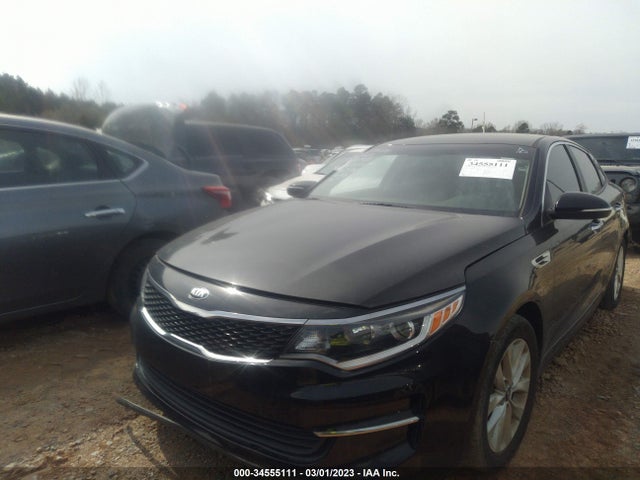 2017 Kia Optima, VIN: 5XXGT4L32HG121996