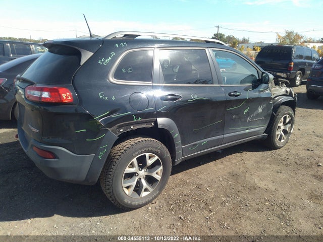 2018 Jeep Cherokee, VIN: 1C4PJMBB5JD567574