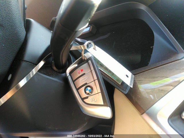 2021 BMW X7, VIN: 5UXCW2C08M9D77312