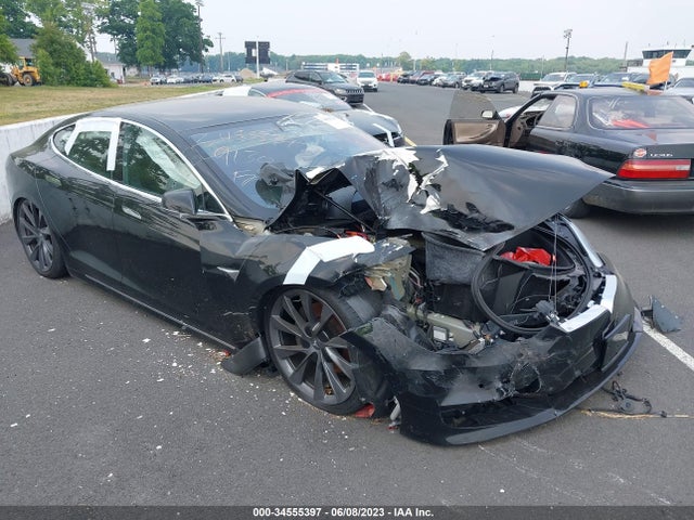 2020 Tesla Model S, VIN: 5YJSA1E26LF397225