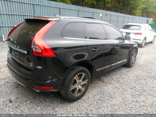 2015 Volvo XC60, VIN: YV4902RB5F2578645