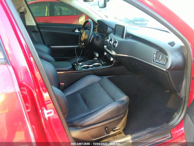 2019 Kia Stinger, VIN: KNAE15LA5K6051799
