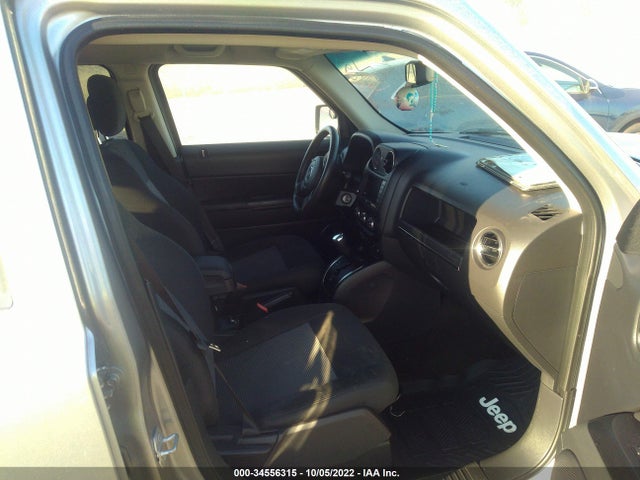 2016 Jeep Patriot, VIN: 1C4NJRFB5GD506913