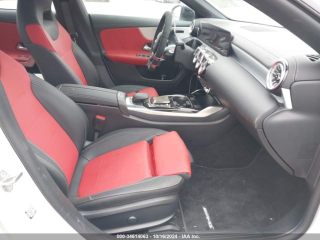 2022 MERCEDES-BENZ AMG CLA 35 W1K5J5BB7NN300231 Photo 4