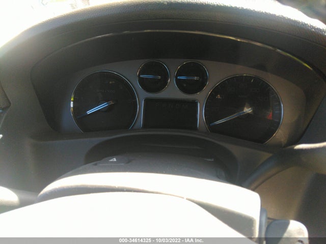 Cadillac ESCALADE ESV 2007 1GYFK668X7R259454 Image 8