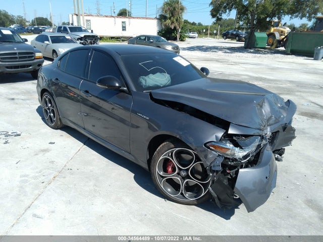2022 Alfa Romeo Giulia, VIN: ZARFAMBN2N7666451