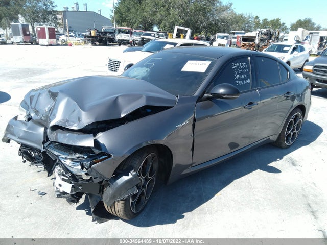 2022 Alfa Romeo Giulia, VIN: ZARFAMBN2N7666451
