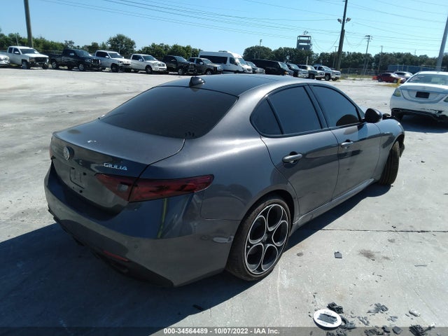 2022 Alfa Romeo Giulia, VIN: ZARFAMBN2N7666451