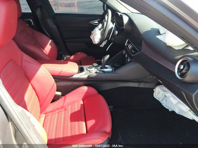 2022 Alfa Romeo Giulia, VIN: ZARFAMBN2N7666451