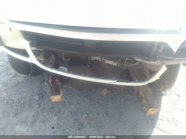 2001 FORD EXPEDITION EDDIE BAUER VIN: 1FMEU17L71LA59607