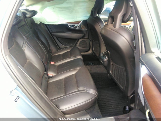 2017 Volvo S90, VIN: YV1A22ML0H1000644
