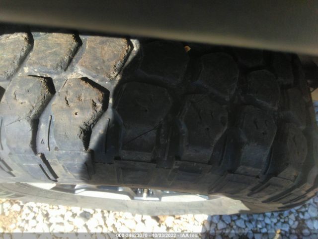 1C4HJXDN4JW248913 Jeep Wrangler Unlimited Sport