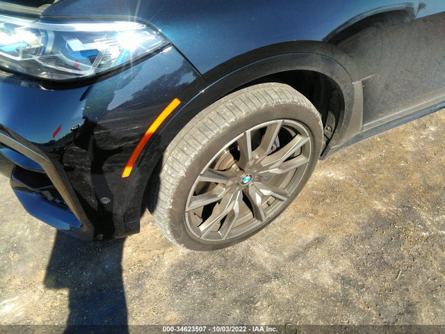 2020 BMW X7, VIN: 5UXCX6C06LLE35813