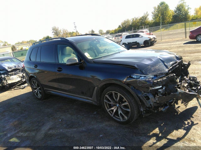 2020 BMW X7, VIN: 5UXCX6C06LLE35813