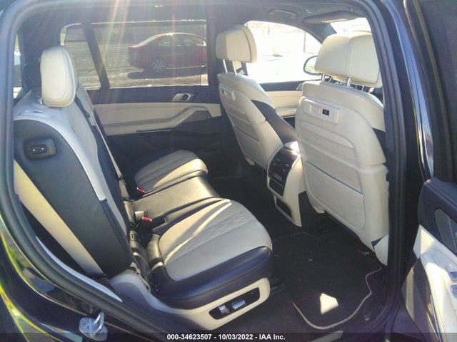 2020 BMW X7, VIN: 5UXCX6C06LLE35813