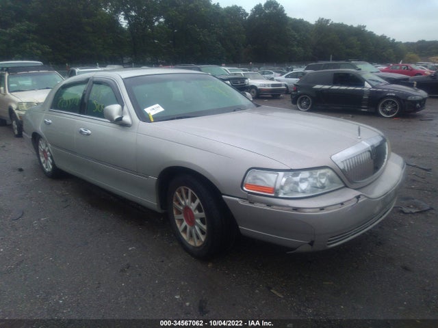 Lincoln Town Car Signature 2007 1LNHM81W97Y616733 головне зображення