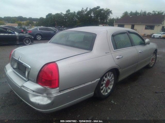 2007 LINCOLN TOWN CAR SIGNATURE VIN: 1LNHM81W97Y616733