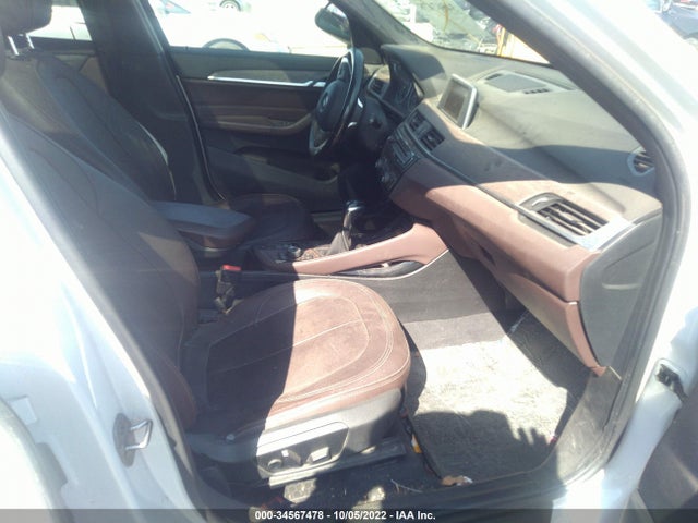 2016 BMW X1, VIN: WBXHT3C33GP886854