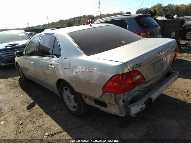 Lexus LS 430 2002 JTHBN30F720062836 Image 4