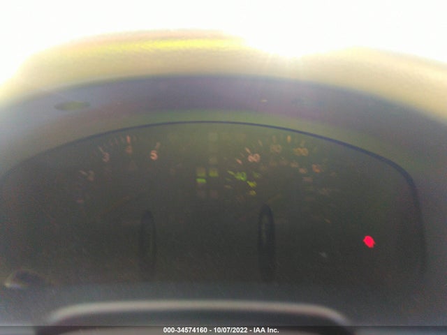 Lexus LS 430 2002 JTHBN30F720062836 Image 8