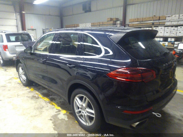 2017 Porsche Cayenne, VIN: WP1AA2A28HKA86864