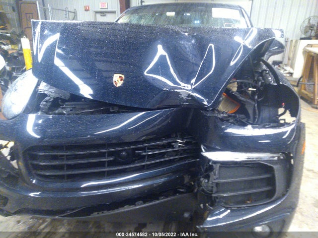 2017 Porsche Cayenne, VIN: WP1AA2A28HKA86864