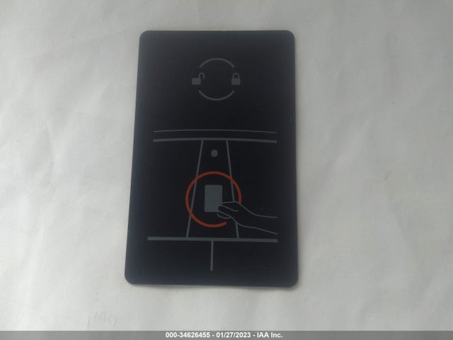 2022 Tesla Model X, VIN: 7SAXCAE51NF351477