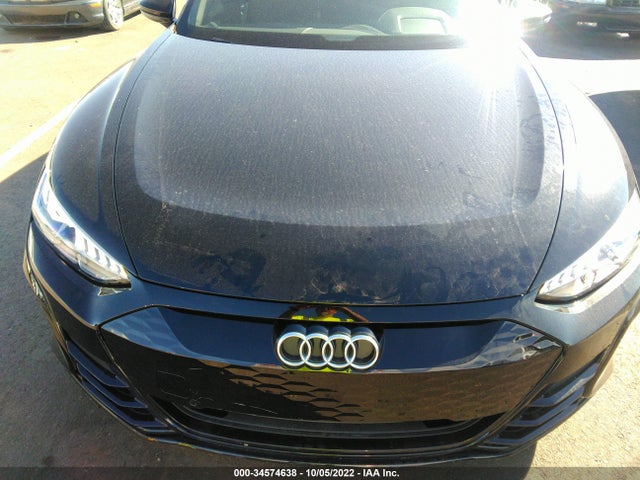 2022 Audi e-tron, VIN: WAUCJBFW5N7001206