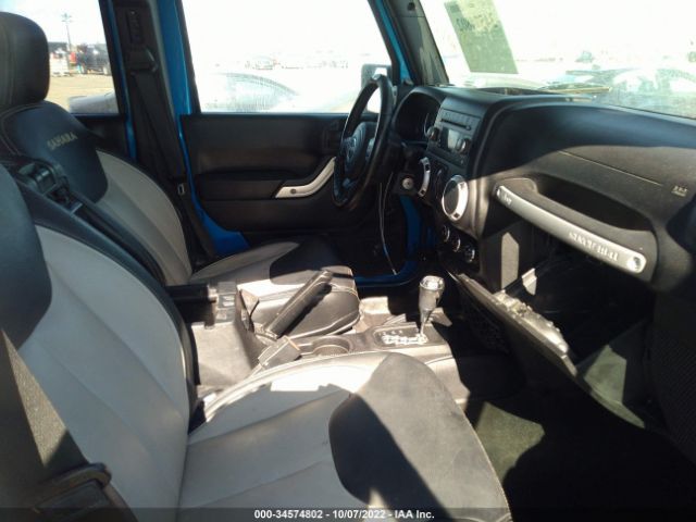 1C4BJWEG4GL129365 Jeep Wrangler Unlimited Sahara
