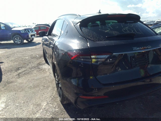 2022 Maserati Levante, VIN: ZN661XUA0NX388024