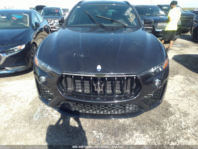 2022 Maserati Levante, VIN: ZN661XUA0NX388024