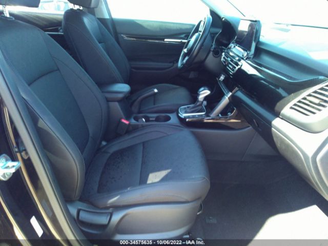 KNDERCAA8N7344727 KIA SELTOS EX