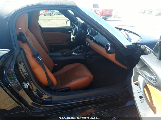 2018 Fiat 124 Spider, VIN: JC1NFAEK4J0137185