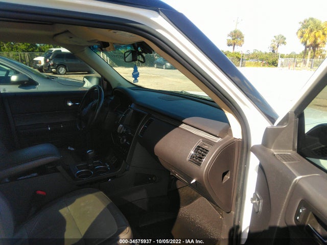 2016 Ford Flex, VIN: 2FMHK6DT5GBA12069
