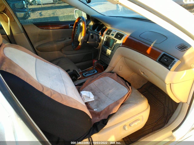 2005 LEXUS ES 330 VIN: JTHBA30G155115302
