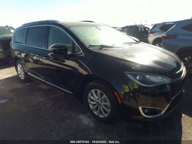 2C4RC1BG4KR597855 - Chrysler Pacifica 2019