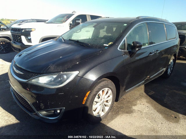 Chrysler Pacifica 2019 аукцион фото