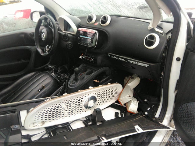 2017 Smart Fortwo, VIN: WMEFJ5DA2HK168487