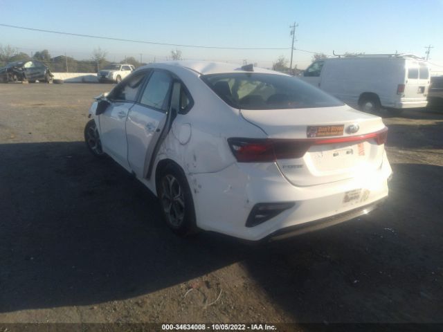 3KPF24ADXKE038262 KIA Forte Lxs