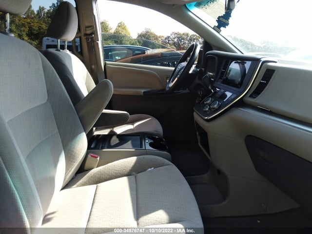 2015 Toyota Sienna, VIN: 5TDKK3DC5FS645225