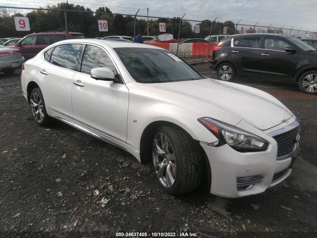 2016 Infiniti Q70, VIN: JN1BY1PR6GM721070