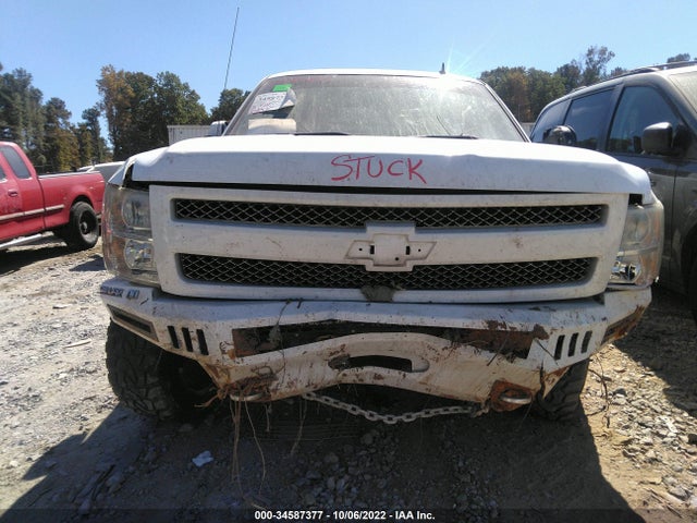 2011 CHEVROLET SILVERADO 1500 LT VIN: 3GCPKSE35BG258181