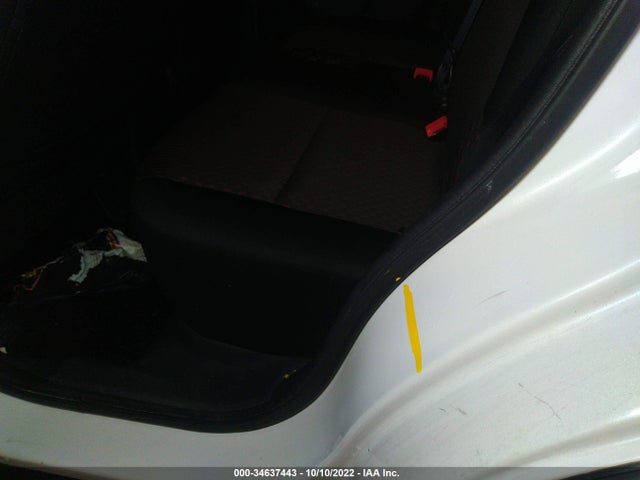 JA4AP3AU1KU013770 Mitsubishi Outlander Sport 2.0