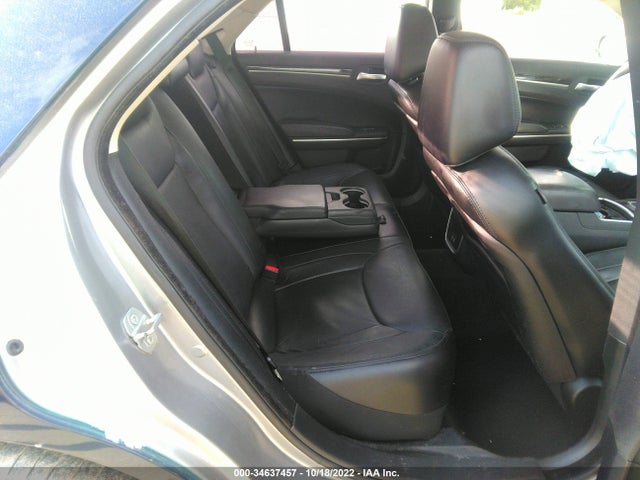 2015 Chrysler 300, VIN: 2C3CCAAG7FH828870